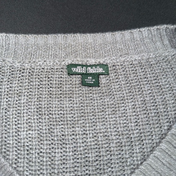 Wild Fable Gray Crop Top Sweater - Picture 2 of 2